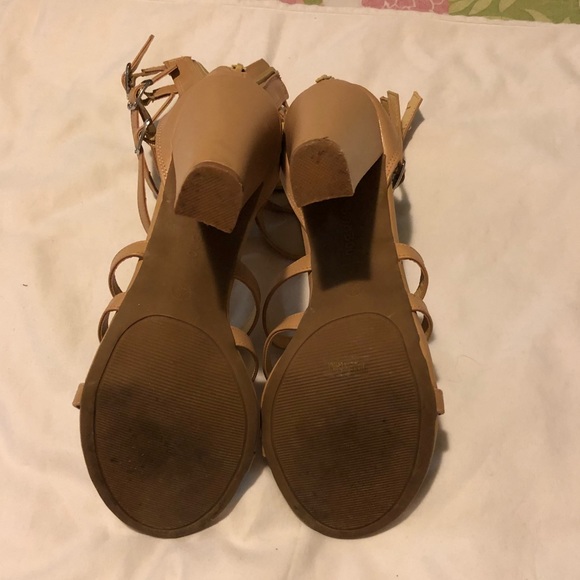 Bamboo Tan Strappy Heel - Picture 4 of 4